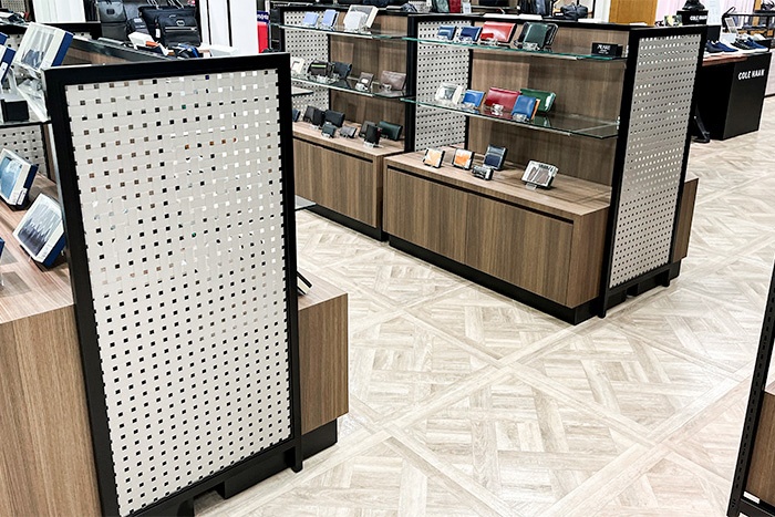 いよてつ高島屋 紳士服売り場の什器部材