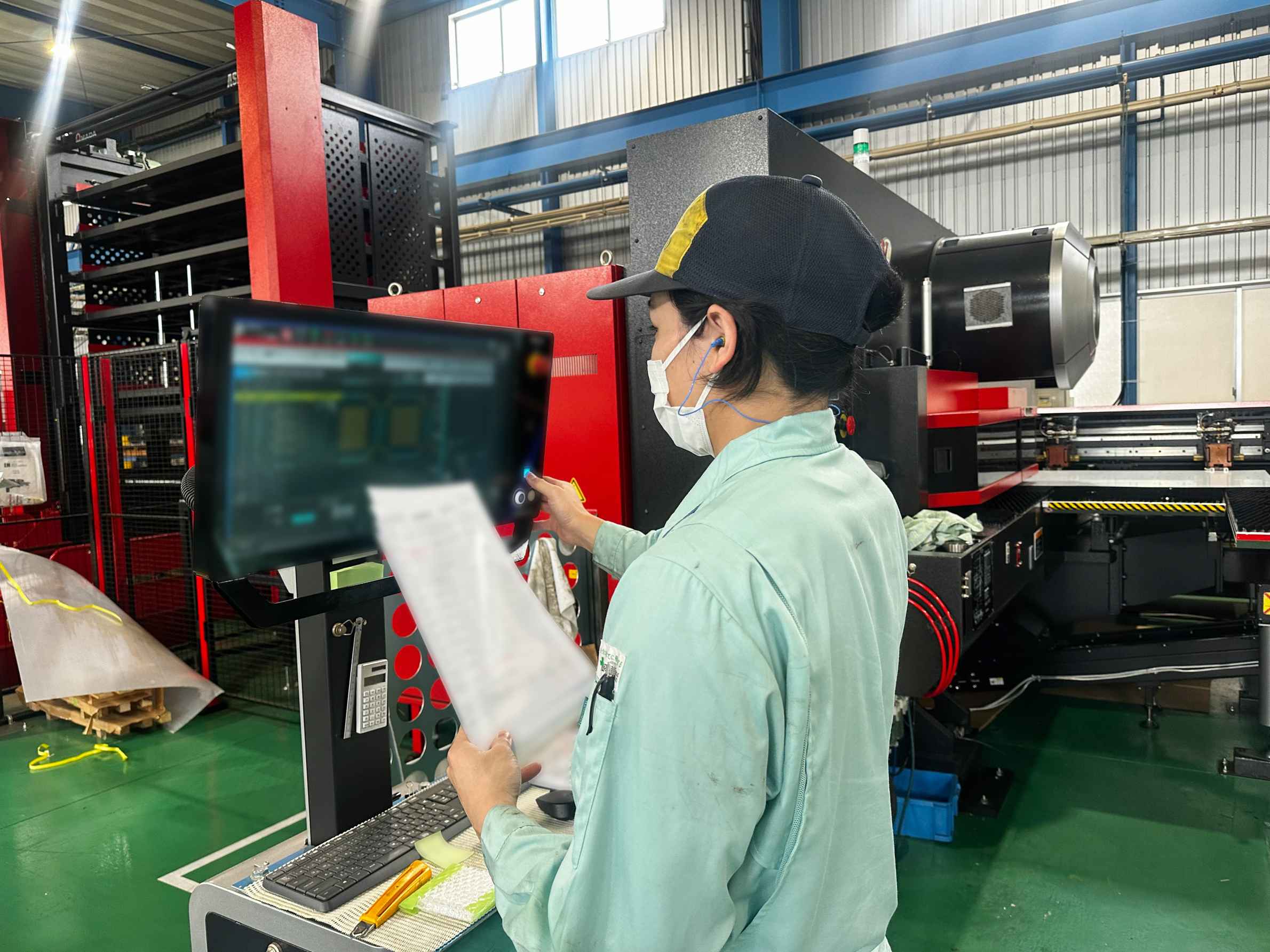 製造担当の1日の業務風景