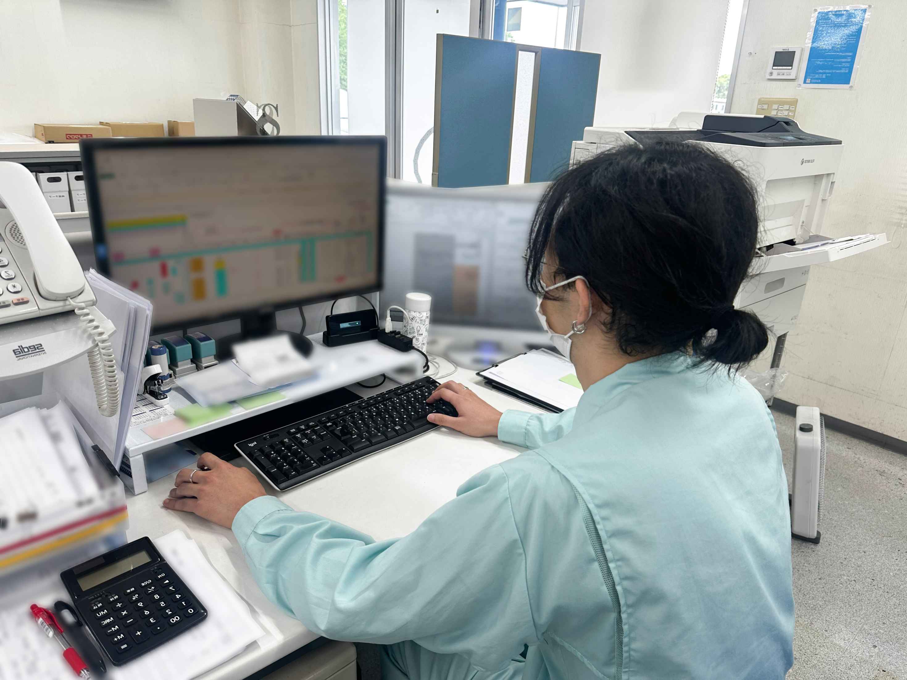 製造業務担当の1日の業務風景