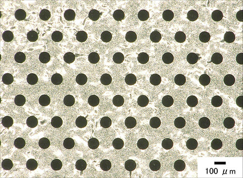 材質:チタン 孔径:100 μm 厚さ:5 μm